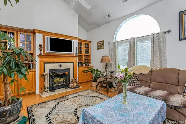 $510,000 | 24 Leisure Way, Mohegan Lake, NY 10547