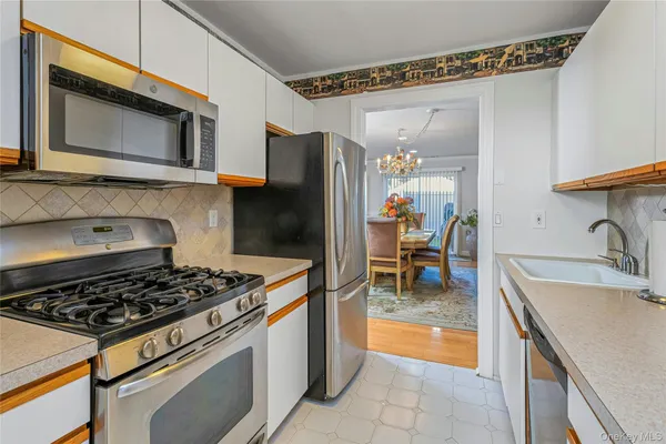 $510,000 | 24 Leisure Way, Mohegan Lake, NY 10547