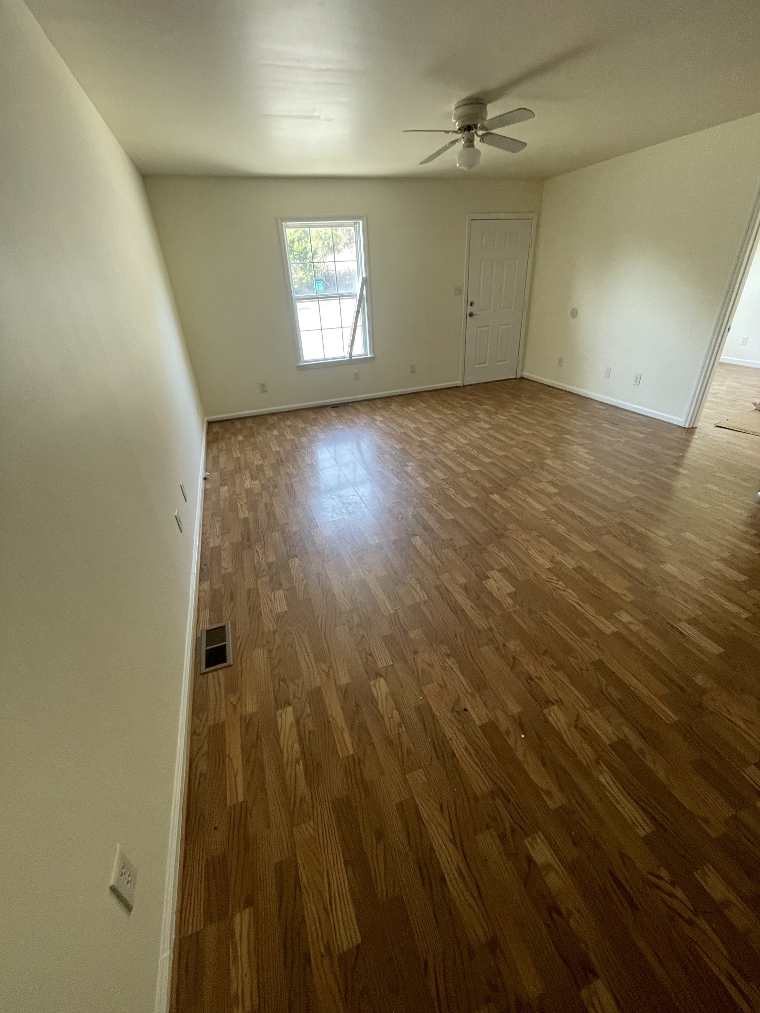 261 Bayless Street Pulaski, TN 38478 - Photo 2 of 10