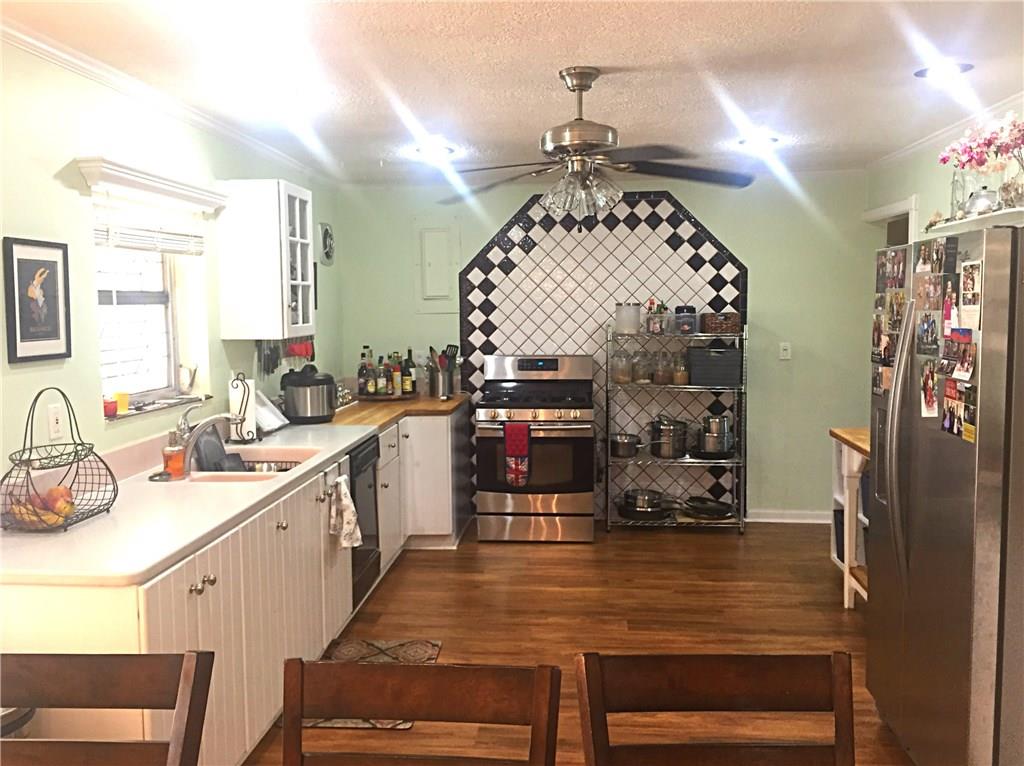 1674 Northwest Spruce Ridge Drive Stuart, FL 34994 - Photo 6 of 9 Gallery Image 6