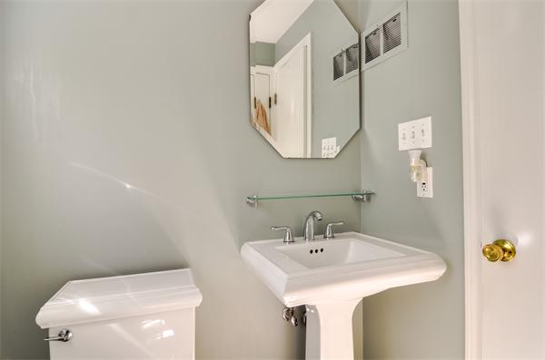 15 Swanson Road Framingham, MA 01701 - Photo 13 of 18