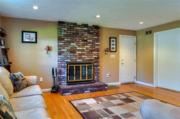 15 Swanson Road Framingham, MA 01701 - Photo 4 of 18