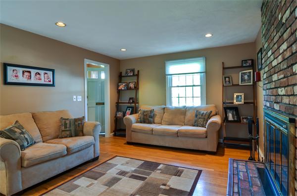 15 Swanson Road Framingham, MA 01701 - Photo 5 of 18