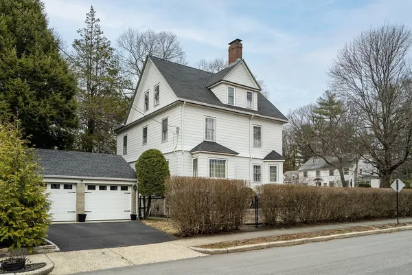 $1,595,000 | 1083 Walnut Street, Newton, MA 02461