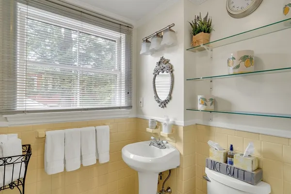 $1,595,000 | 1083 Walnut Street, Newton, MA 02461