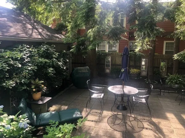 $1,595,000 | 1083 Walnut Street, Newton, MA 02461