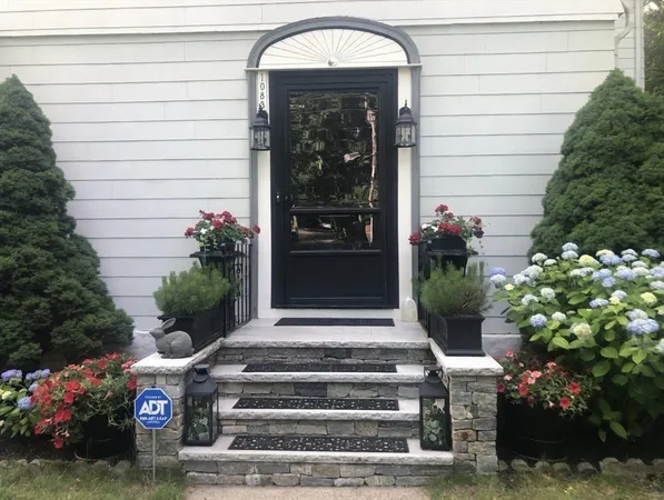 $1,595,000 | 1083 Walnut Street, Newton, MA 02461