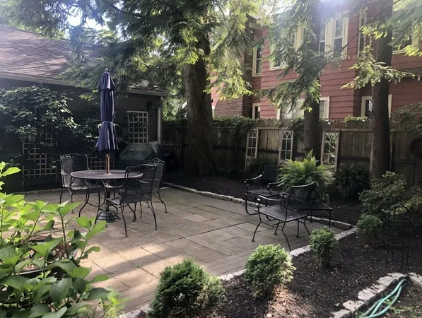 $1,595,000 | 1083 Walnut Street, Newton, MA 02461