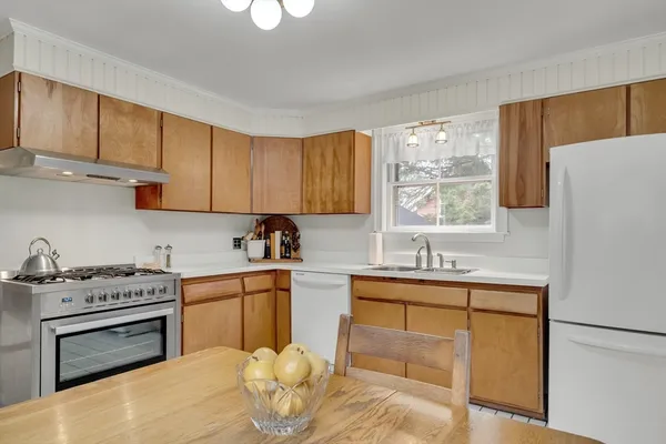 $1,595,000 | 1083 Walnut Street, Newton, MA 02461