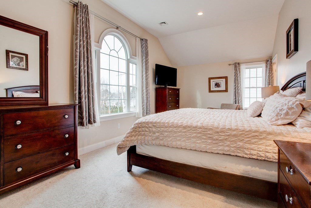 10 Fredette Road Newton, MA 02459 - Photo 16 of 31