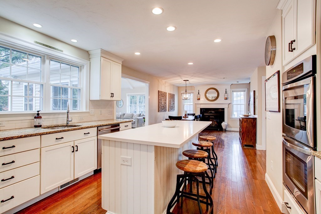 10 Fredette Road Newton, MA 02459 - Photo 7 of 31