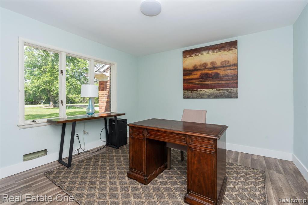6356 Blue Beech Road Rochester Hills, MI 48306 - Photo 20 of 43