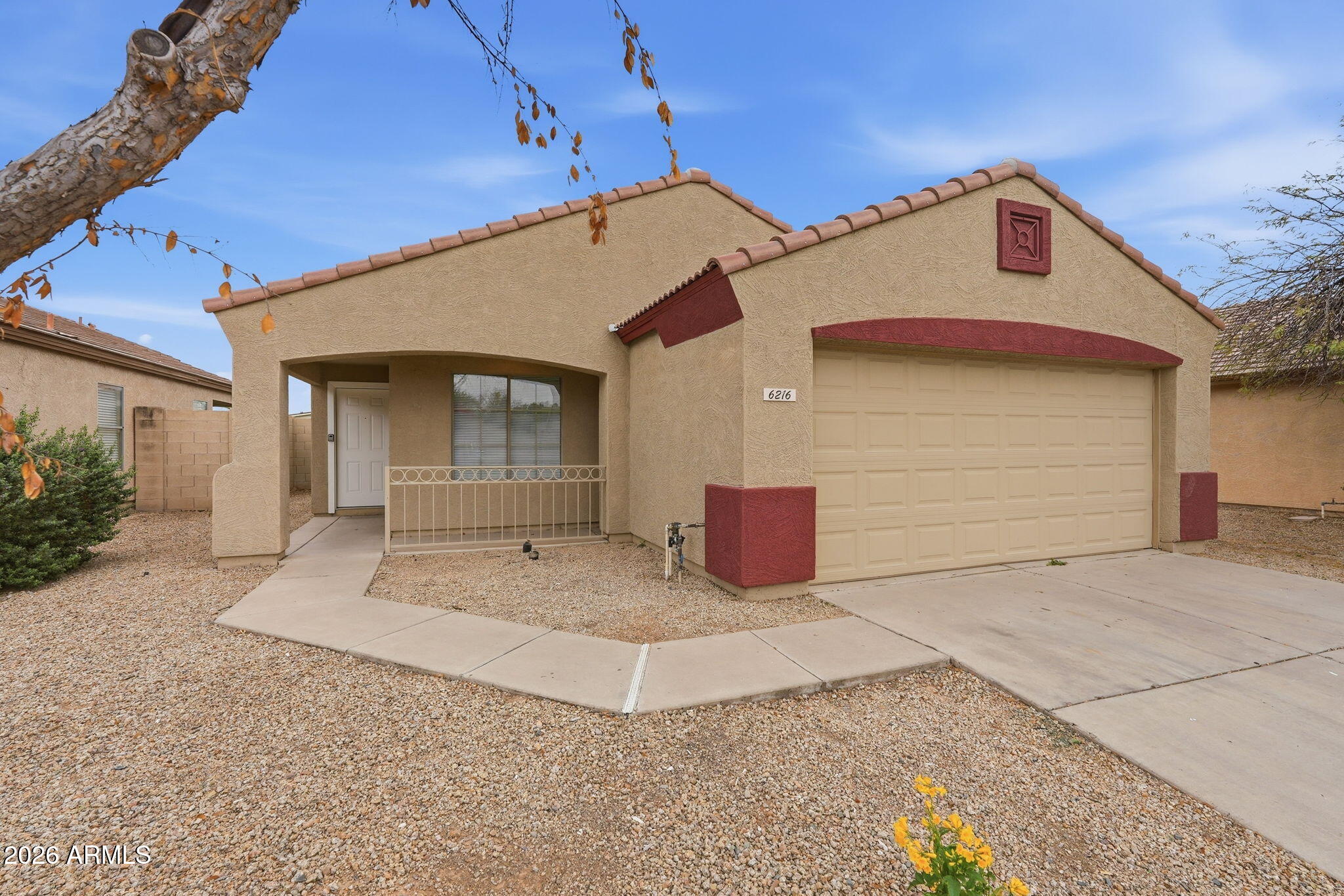 6216 South 16th Lane Phoenix, AZ 85041 - Photo 4 of 31 003_ListerPros