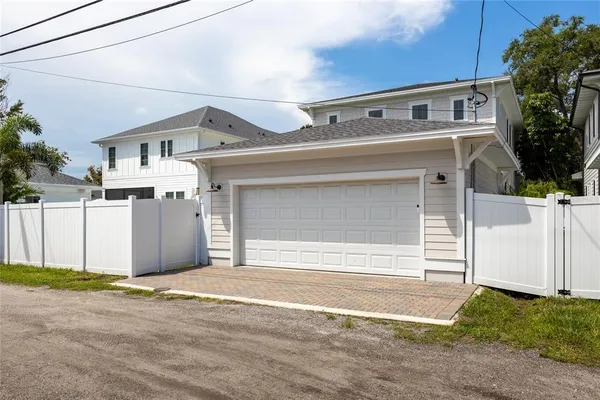 $1,325,000 | 3037 10th Street North, St. Petersburg, FL 33704