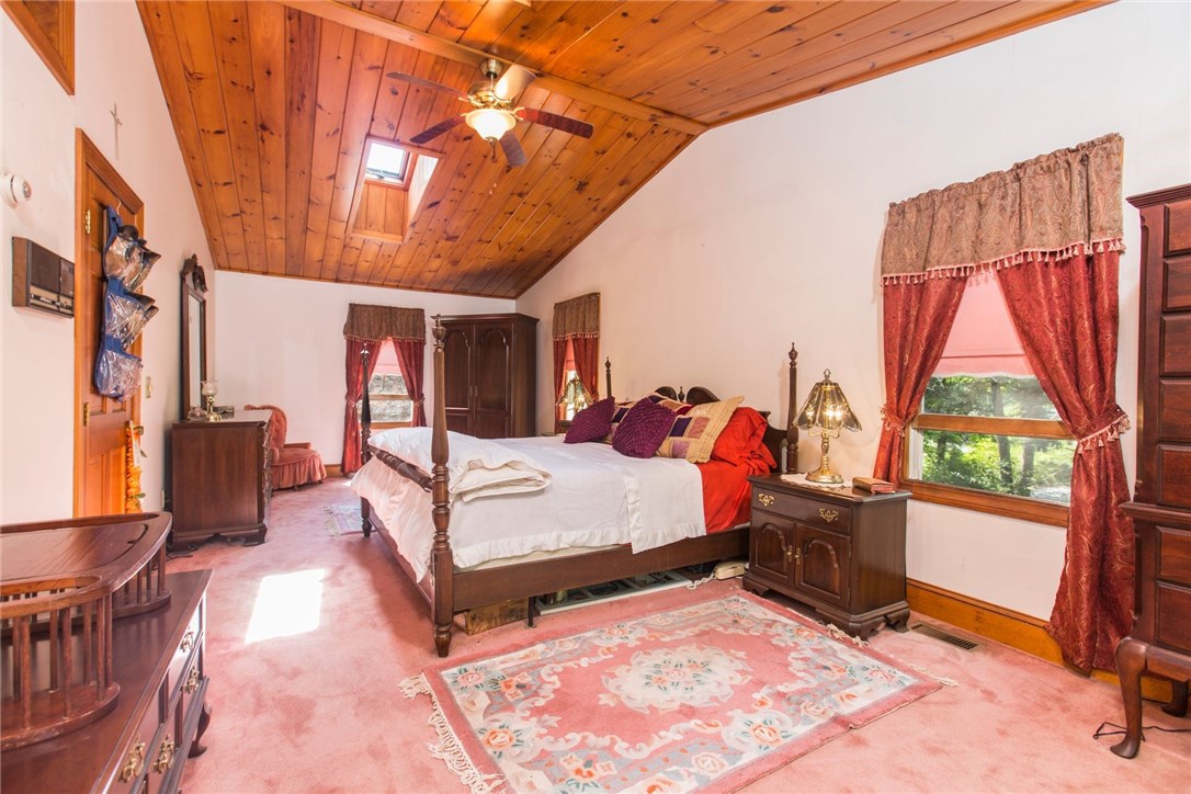 105 Whitehead Road Coventry, RI 02816 - Photo 14 of 31