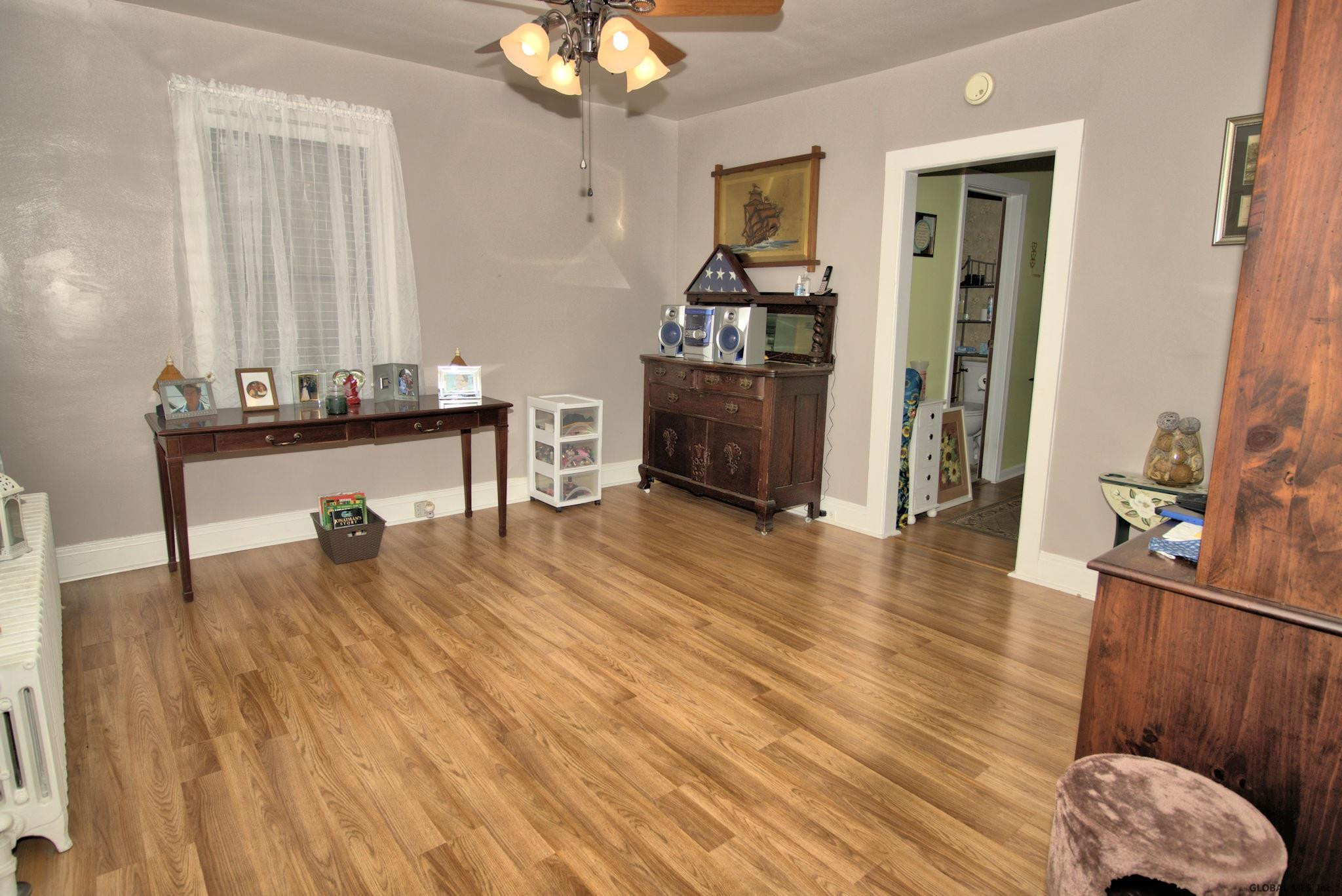 978 Hoosick Road Brunswick, NY 12180 - Photo 4 of 25 Photo 4