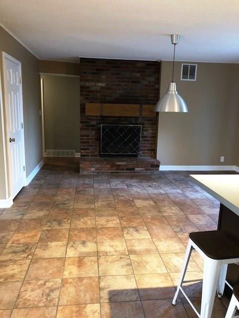 1243 Bluff Road Plainfield, IN 46168 - Photo 5 of 12 Gallery Image 5