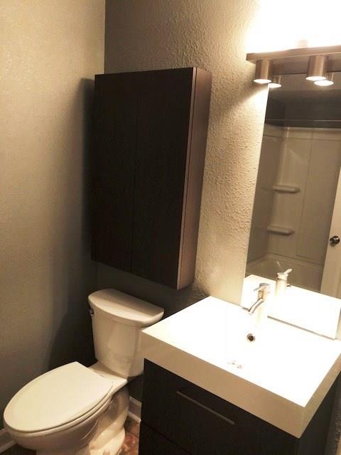 1243 Bluff Road Plainfield, IN 46168 - Photo 10 of 12 Gallery Image 10