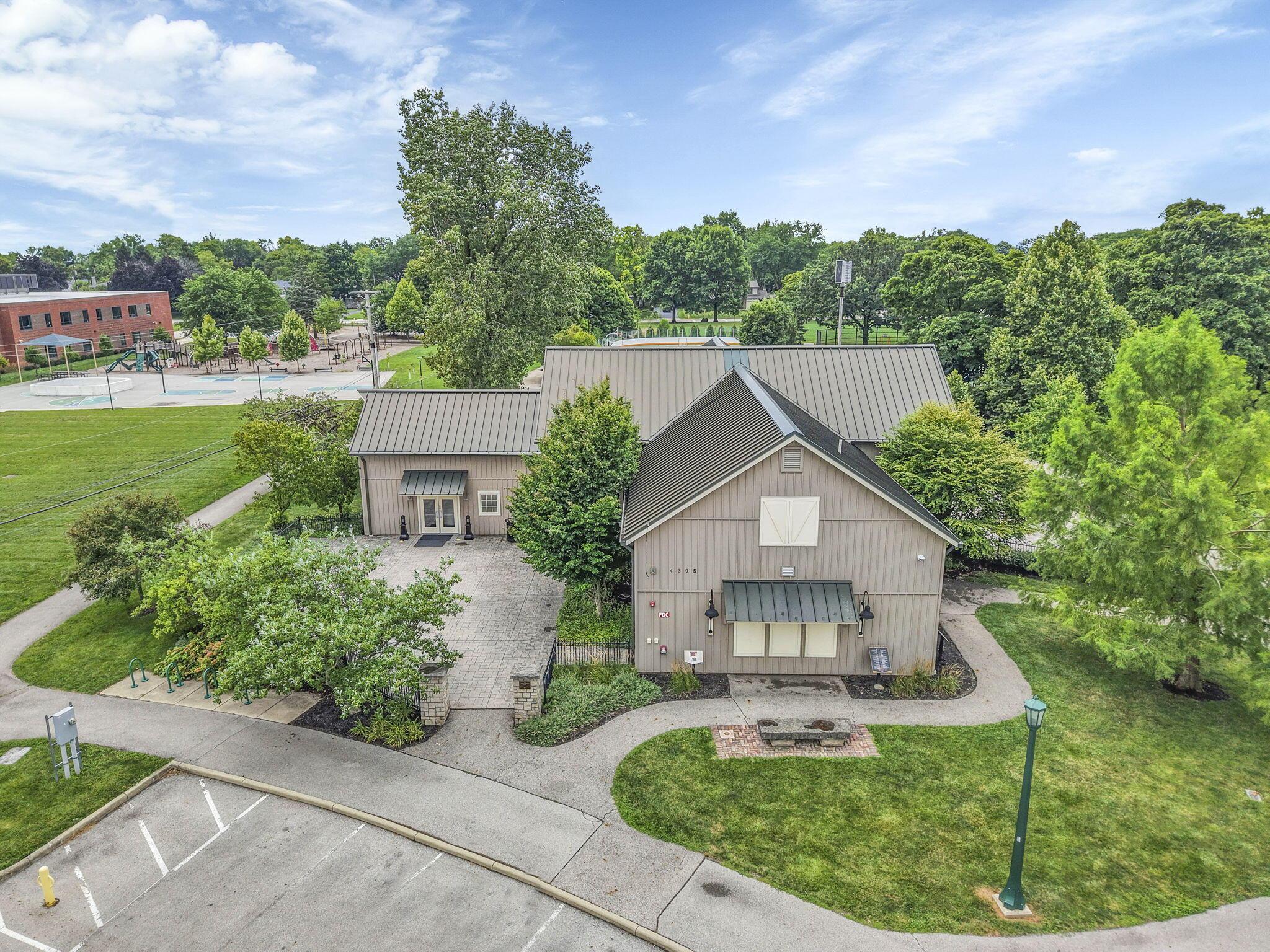 4375 Castleton Road Upper Arlington, OH 43220 - Photo 93 of 106 Amelito Barn at Sunny 95 Park