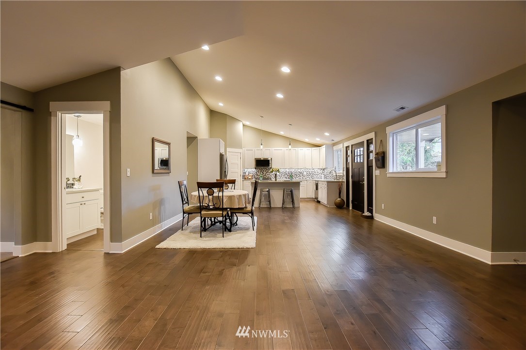4102 Jewell Road Bothell, WA 98012 - Photo 11 of 25