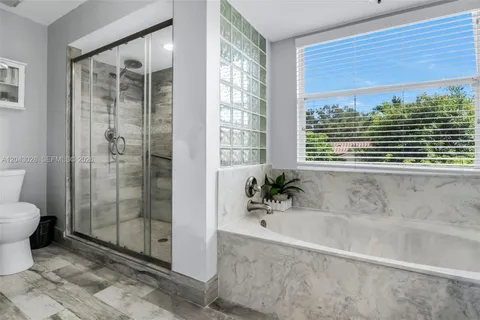 $1,100,000 | 10777 Charleston Place, Cooper City, FL 33026