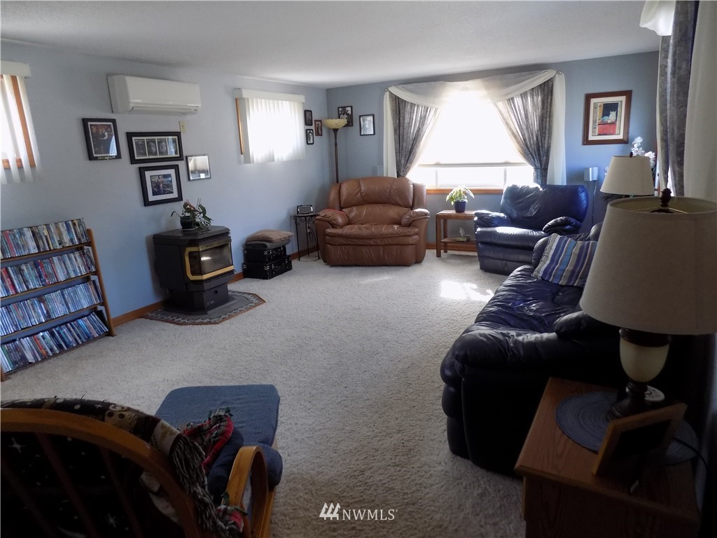 1709 Rose Valley Road Kelso, WA 98626 - Photo 11 of 24 Gallery Image 11