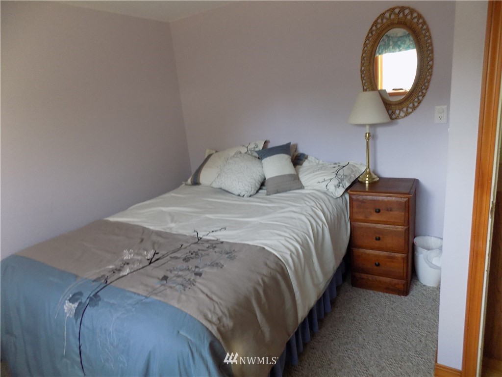 1709 Rose Valley Road Kelso, WA 98626 - Photo 13 of 24 Gallery Image 13
