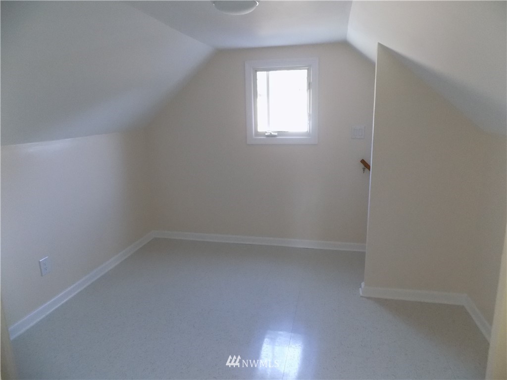 1709 Rose Valley Road Kelso, WA 98626 - Photo 16 of 24 Gallery Image 16