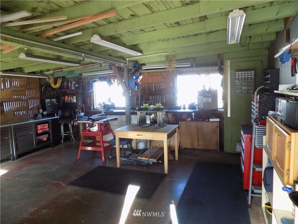 1709 Rose Valley Road Kelso, WA 98626 - Photo 17 of 24 Gallery Image 17