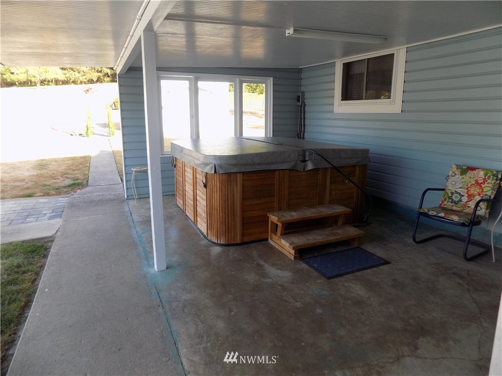 1709 Rose Valley Road Kelso, WA 98626 - Photo 7 of 24 Gallery Image 7