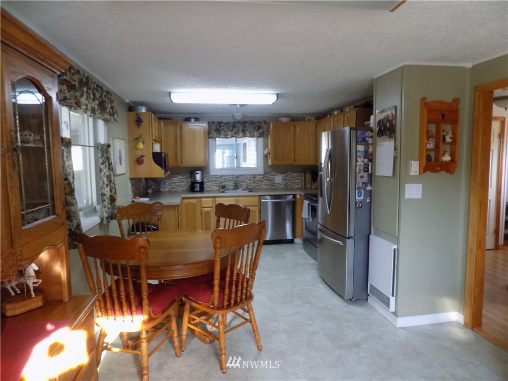 1709 Rose Valley Road Kelso, WA 98626 - Photo 9 of 24 Gallery Image 9