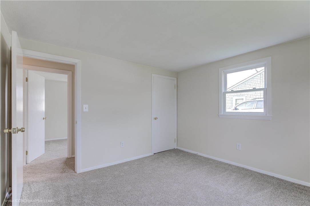 27 Rosedale Drive Bristol, RI 02809 - Photo 20 of 34 Bedroom 1