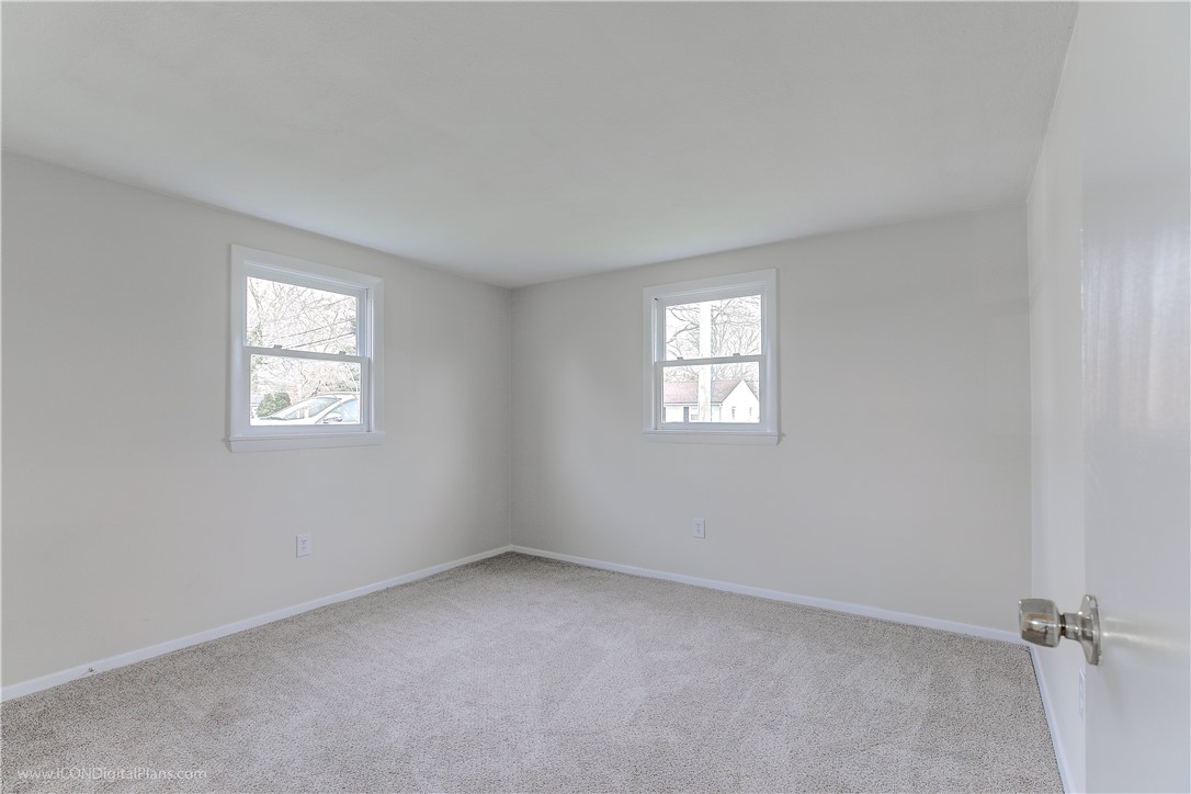 27 Rosedale Drive Bristol, RI 02809 - Photo 21 of 34 Bedroom 1