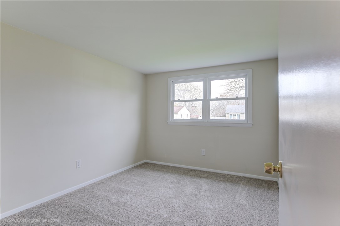27 Rosedale Drive Bristol, RI 02809 - Photo 25 of 34 Bedroom 3
