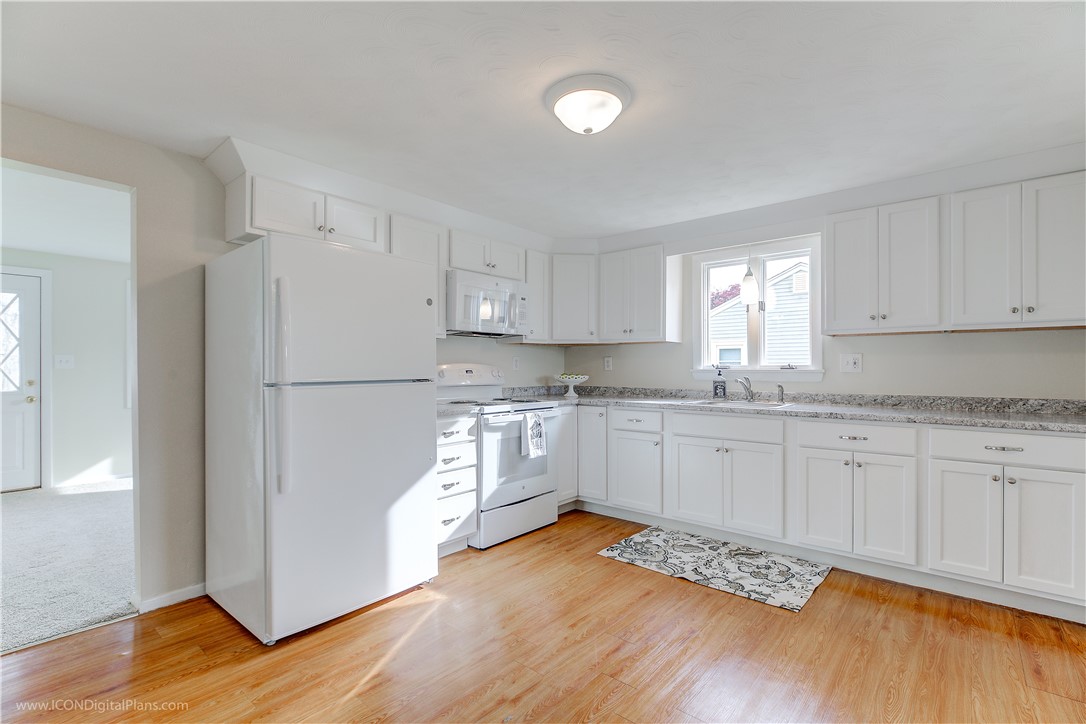 27 Rosedale Drive Bristol, RI 02809 - Photo 7 of 34 Gleaming new kitchen