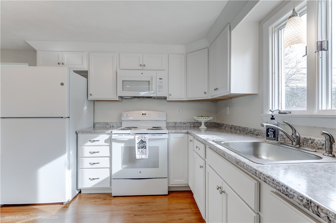 27 Rosedale Drive Bristol, RI 02809 - Photo 8 of 34 Kitchen with new appliances