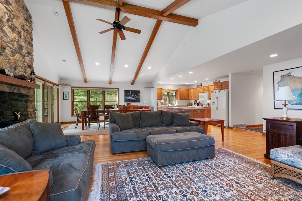 1650 Helmholz Road Sturgeon Bay, WI 54235 - Photo 11 of 48 Gallery Image 11