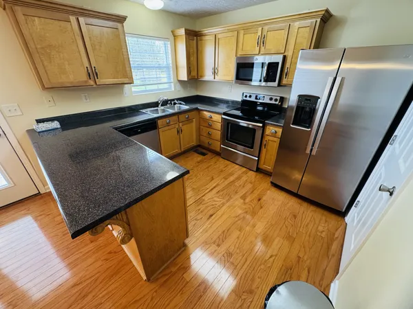 $2,200 | 403 South Tarver Avenue, Lebanon, TN 37087