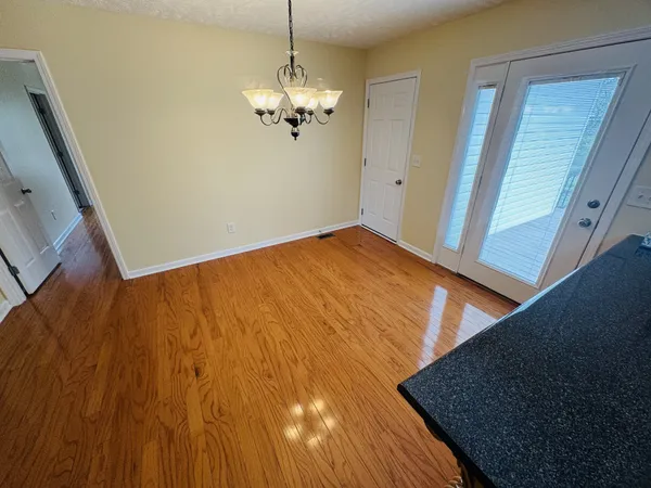 $2,200 | 403 South Tarver Avenue, Lebanon, TN 37087