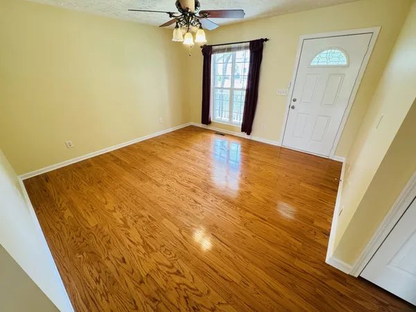 $2,200 | 403 South Tarver Avenue, Lebanon, TN 37087