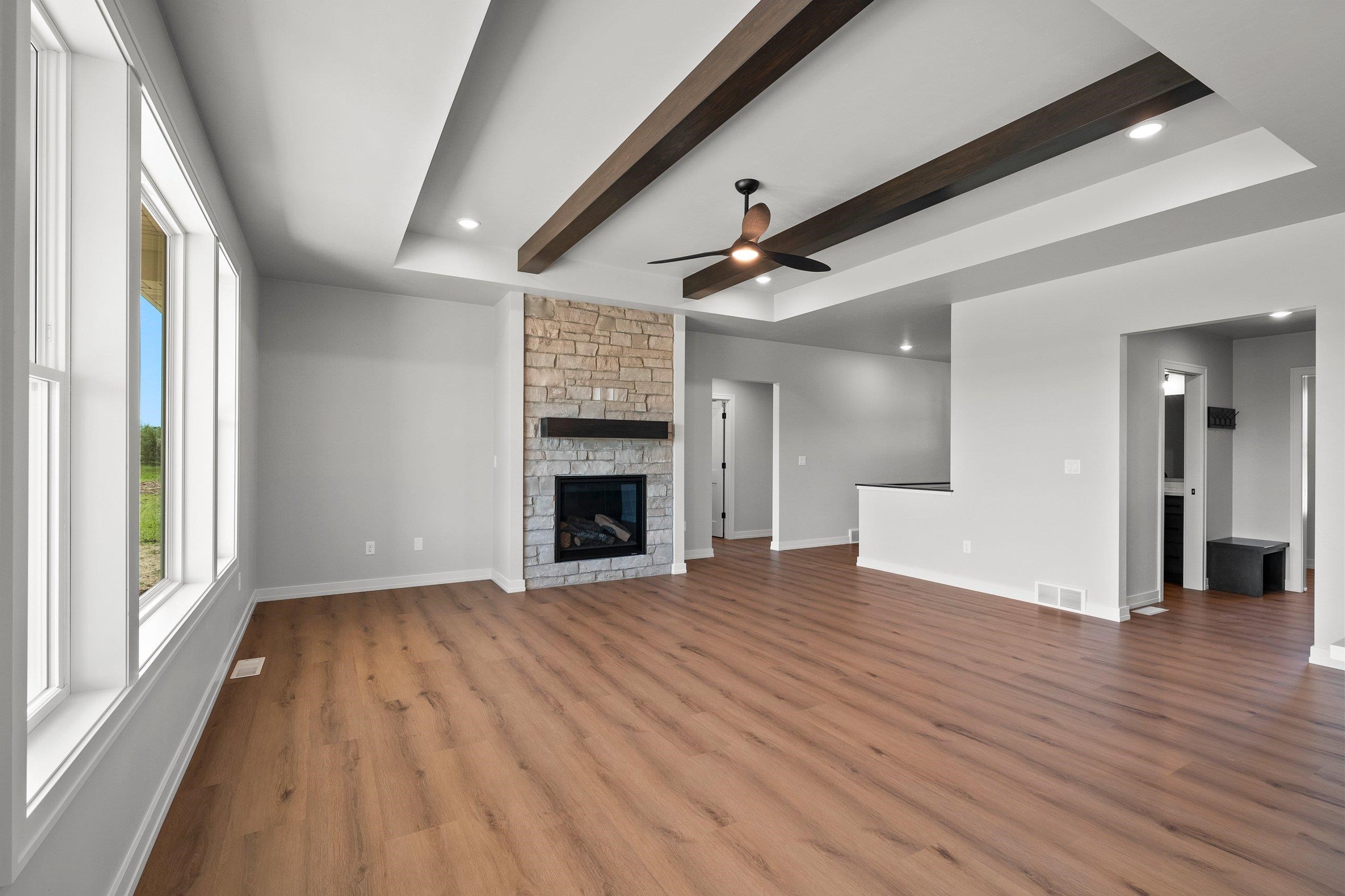 3236 Willow Road Green Bay, WI 54311 - Photo 6 of 47
