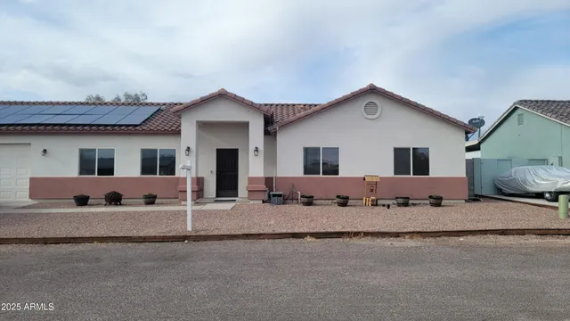 $435,000 | 3062 West 14th Avenue, Apache Junction, AZ 85120