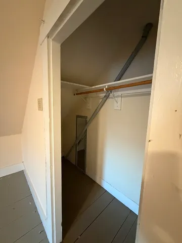 $2,300 | 3-5 Locust Street, Unit 3 5, Amesbury, MA 01913