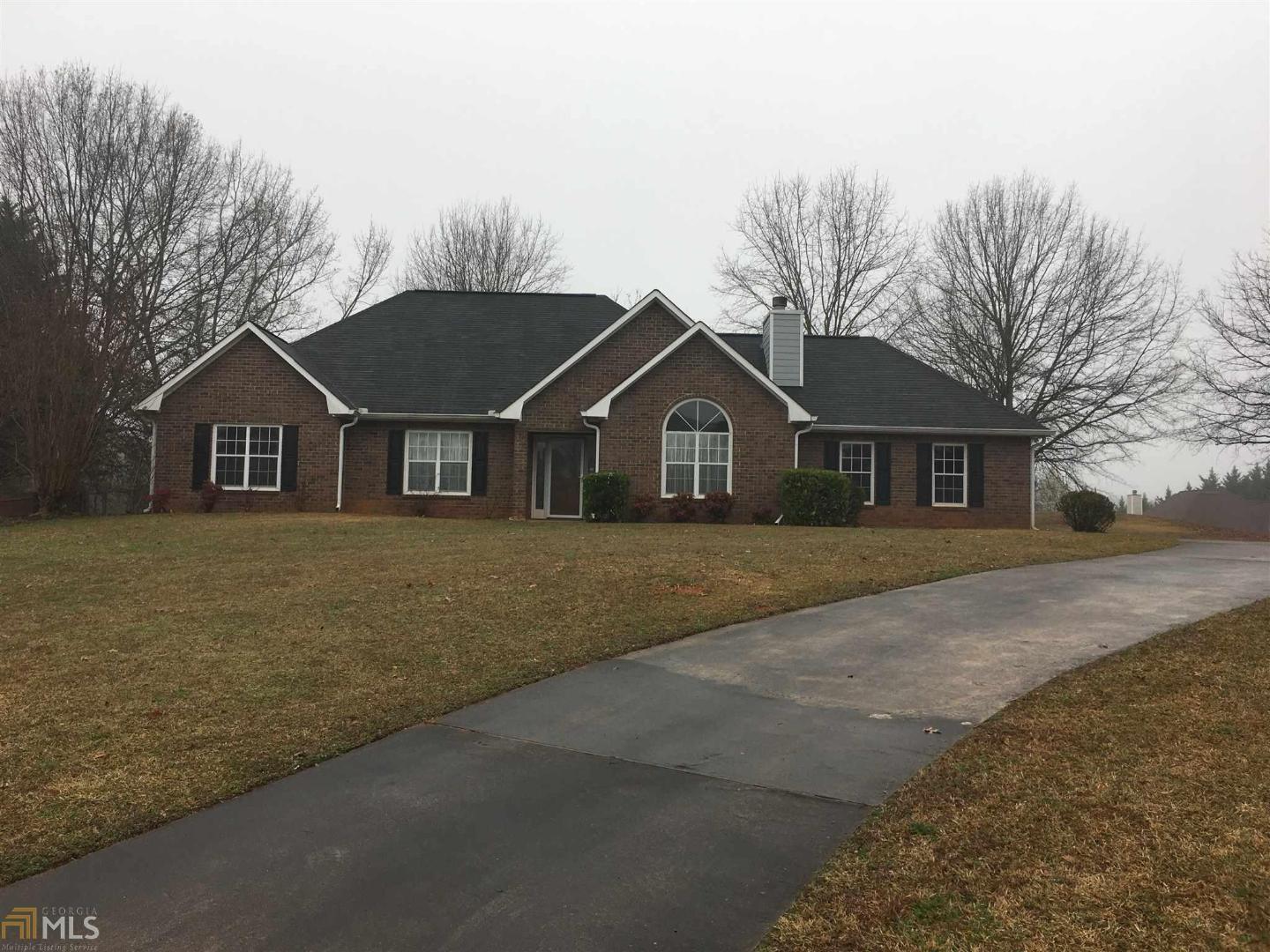 450 Castlewood Road, Unit 13 Tyrone, GA 30290 - Photo 1 of 1 Gallery Image 1