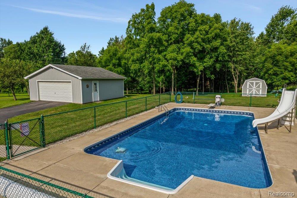 9393 North Gregory Road Fowlerville, MI 48836 - Photo 42 of 50