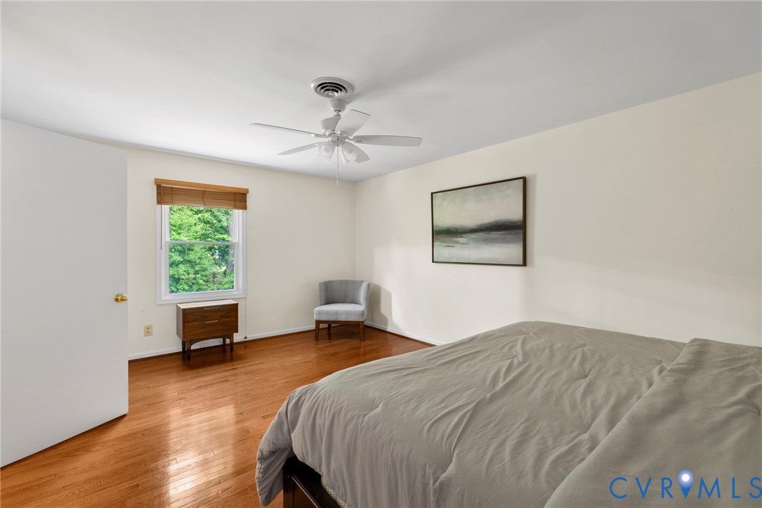 1505 Oldbury Road Midlothian, VA 23113 - Photo 16 of 22 2nd Floor Bedroom, Right