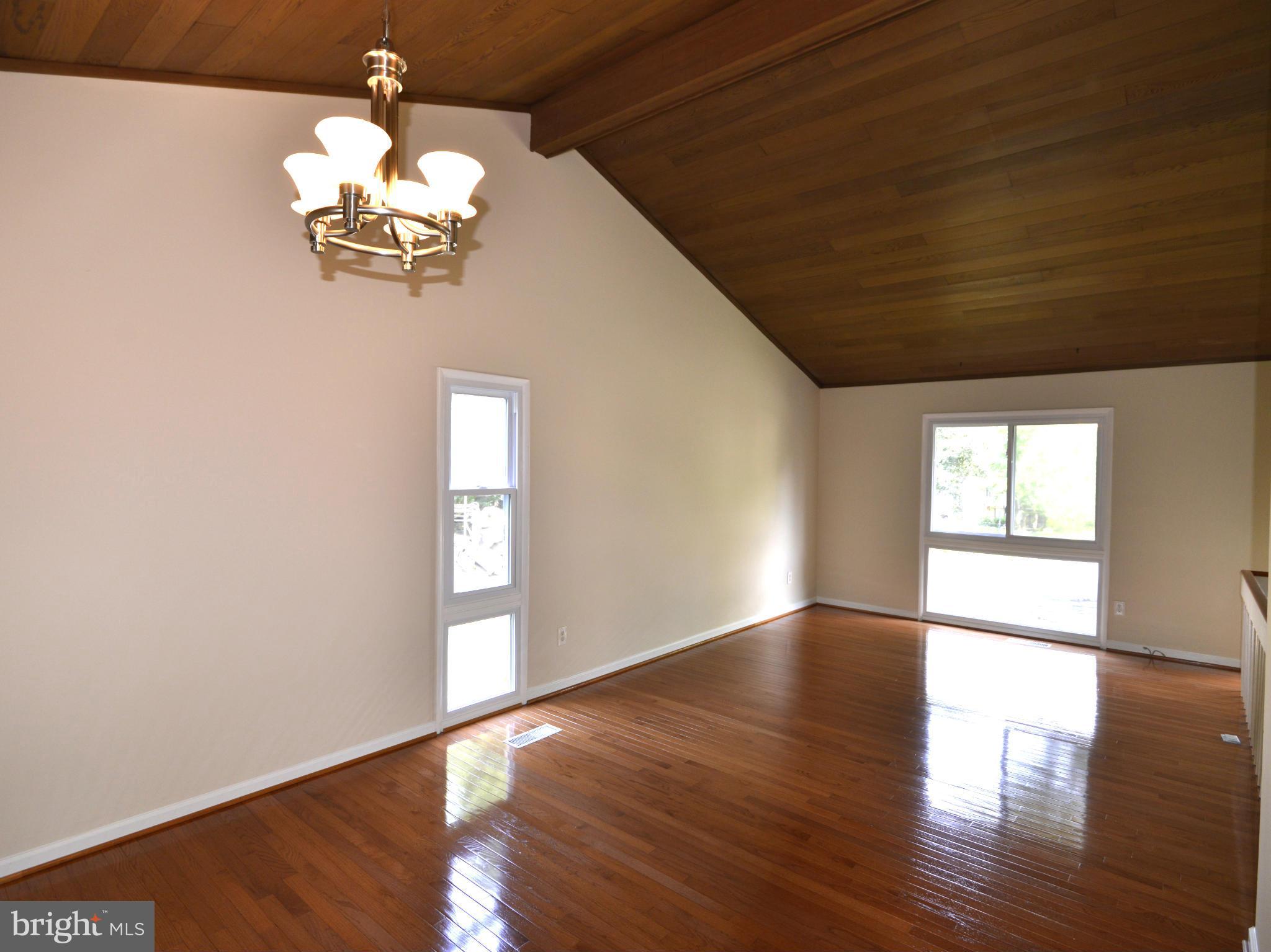 8718 Stark Road Annandale, VA 22003 - Photo 12 of 30 Interior (General)