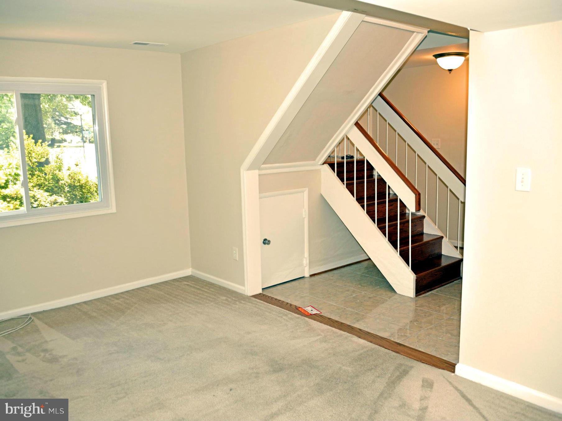 8718 Stark Road Annandale, VA 22003 - Photo 6 of 30 Family Room