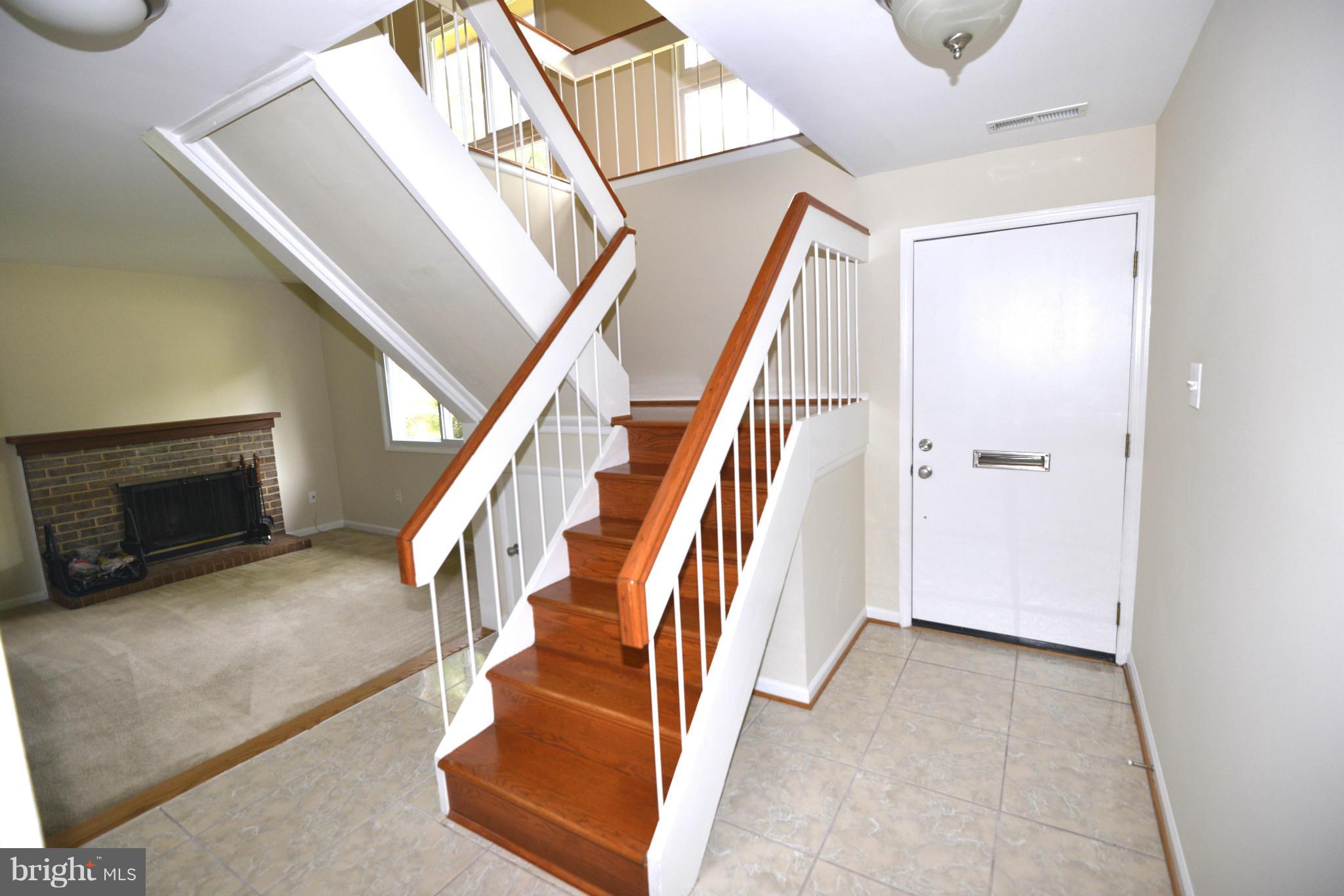 8718 Stark Road Annandale, VA 22003 - Photo 7 of 30 Interior (General)