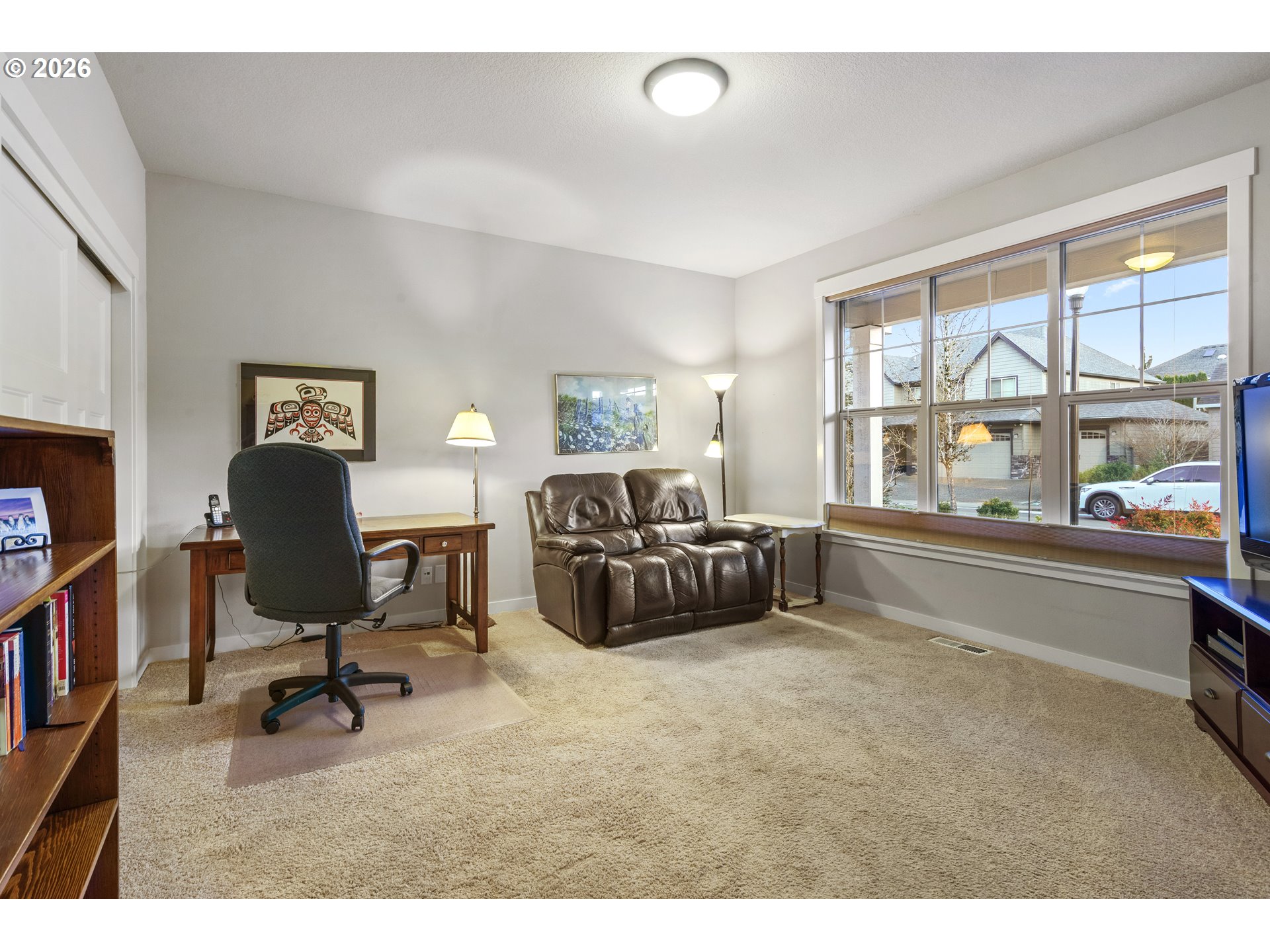 3110 Northeast 174th Street Ridgefield, WA 98642 - Photo 19 of 36 a living room with furniture